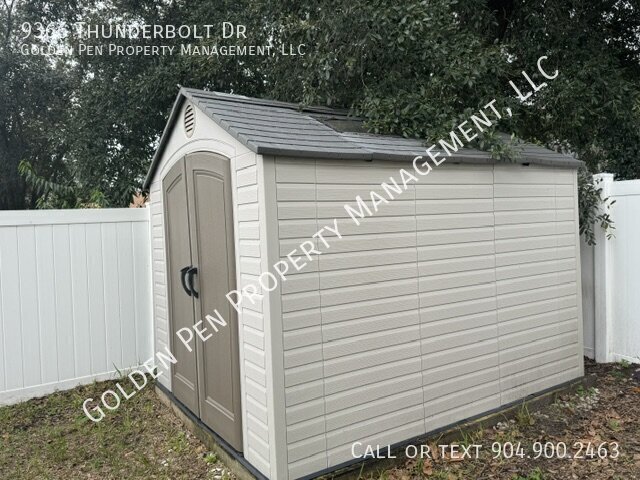 Building Photo - 9366 Thunderbolt Dr