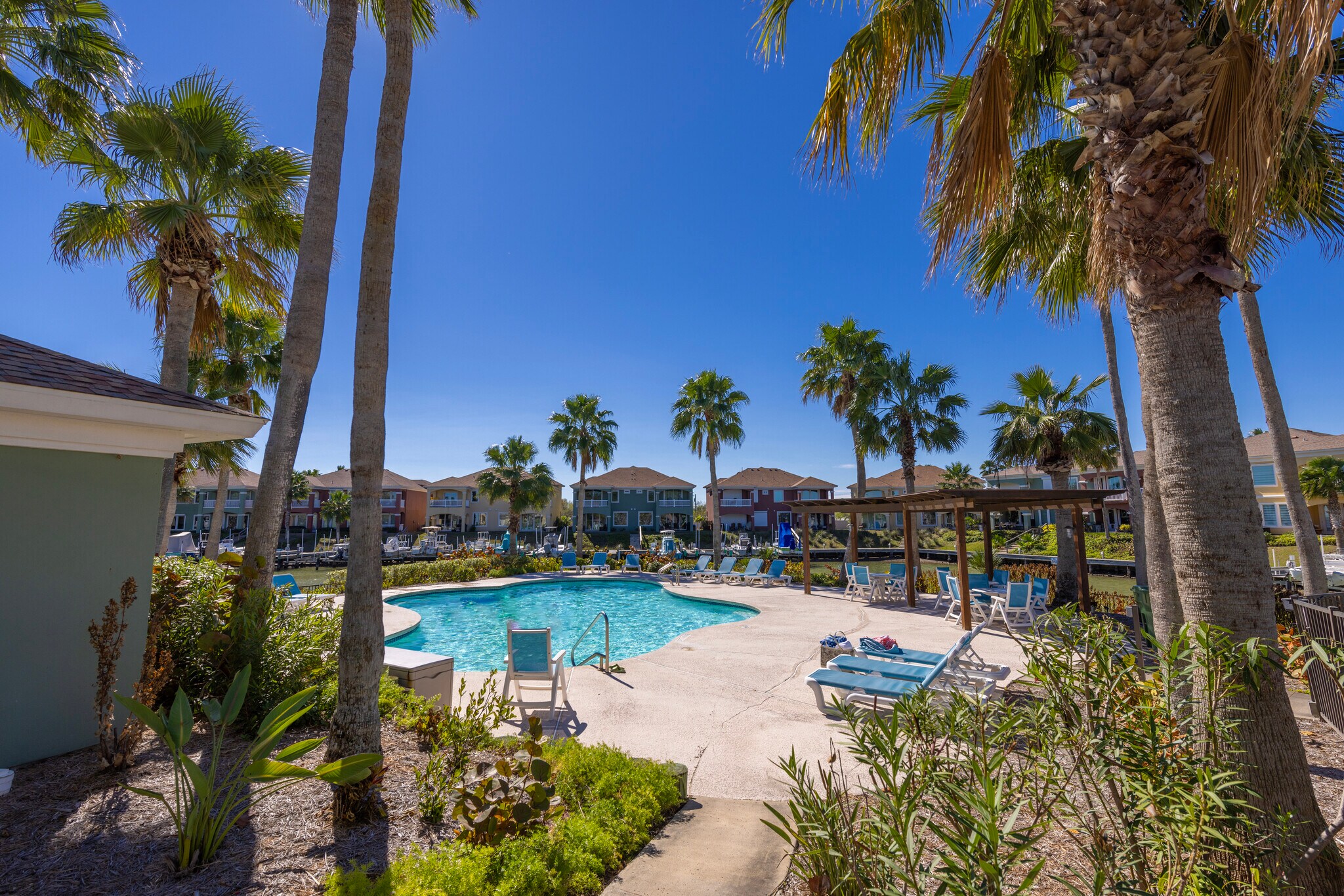 Building Photo - 9 Harbor Town