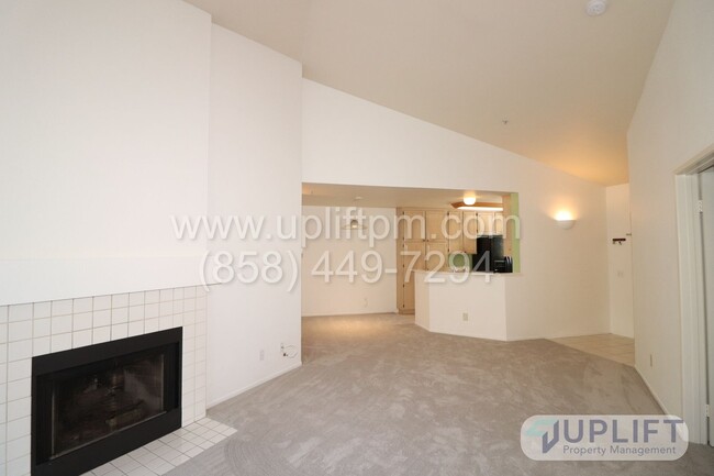 Building Photo - 2 Bed, 2 Bath Condo w/ Garage AVAILABLE SO...