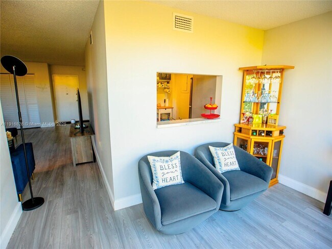 Building Photo - 9400 W Flagler St