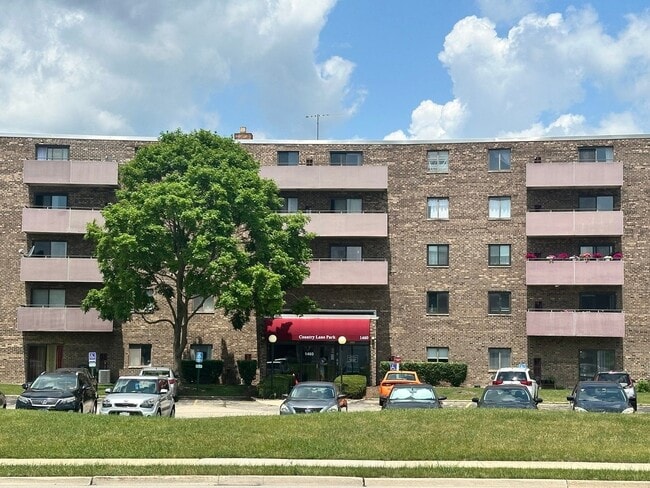 Building Photo - 1460 Fairlane Dr