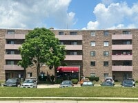 Building Photo - 1460 Fairlane Dr