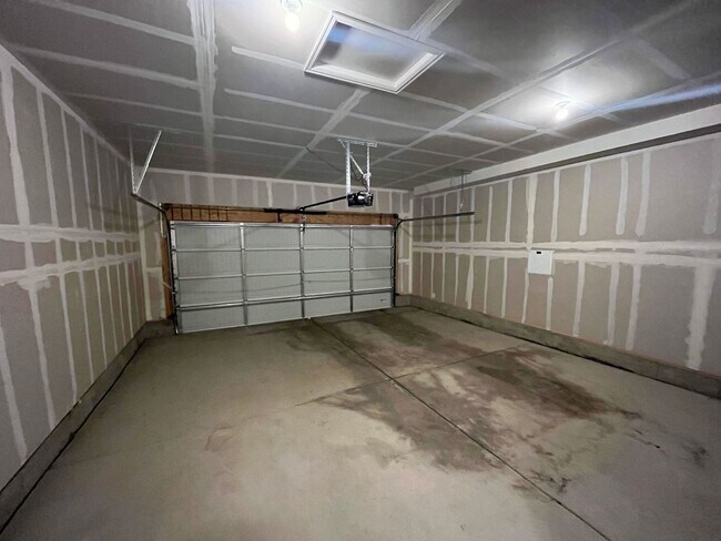 Building Photo - 5551 W 29th St
