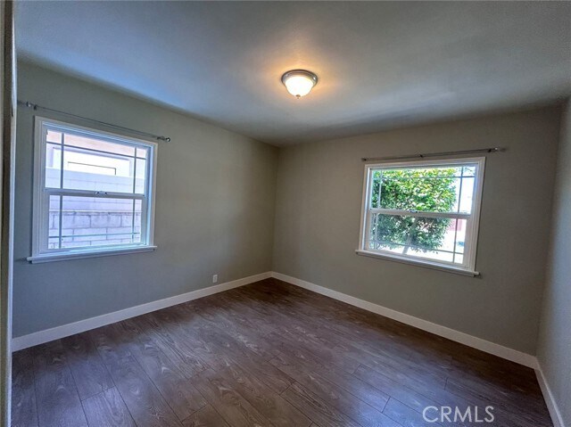 Building Photo - 5452 Loma Ave