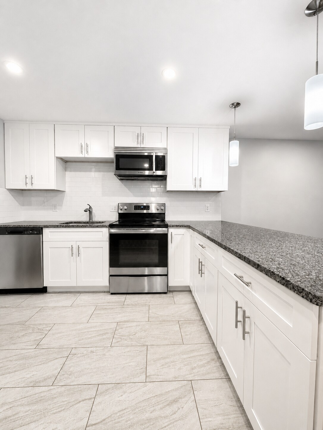 Building Photo - 121 Tremont St