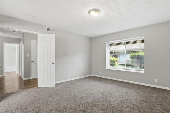 Building Photo - 2491-2491 American River Dr