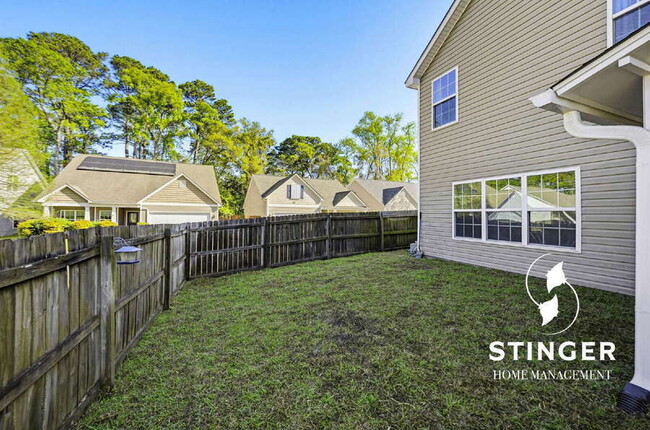 Building Photo - 100 Patriot Ct