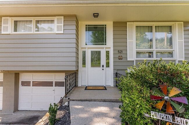 Building Photo - 521 Woodhaven Dr