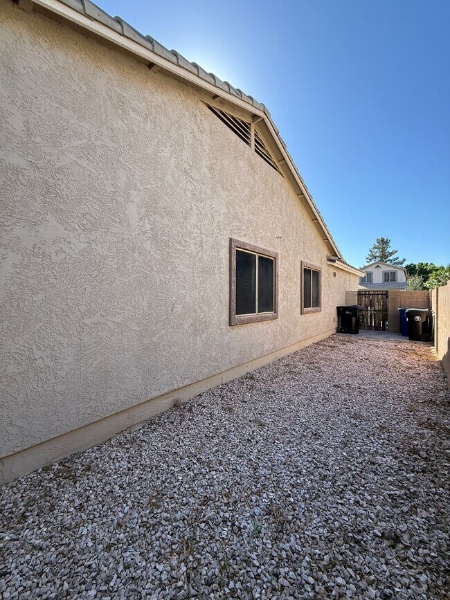 Building Photo - REMODELED 3 Bedroom 2 Bathroom EAST MESA HOME NO CARPET