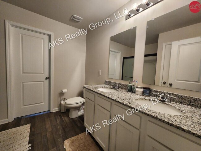 Building Photo - 1603 U W Clemon Dr