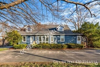 Building Photo - 4311 IL-176-Unit C