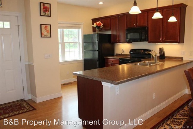Building Photo - 3 br, 3 bath House - 3 Windermere Village Rd