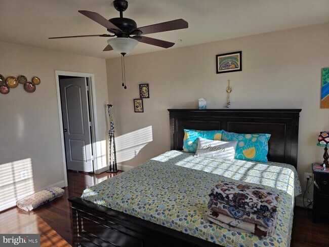 Building Photo - 11875 Snowden Farm Pkwy