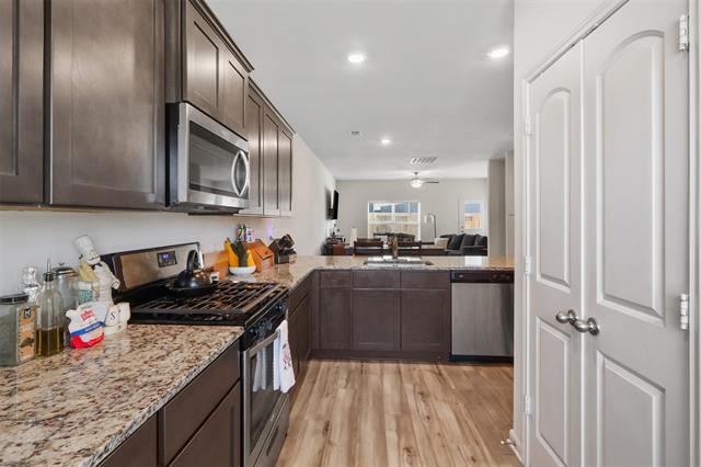 Building Photo - 13701 Roosevelt Arch Dr