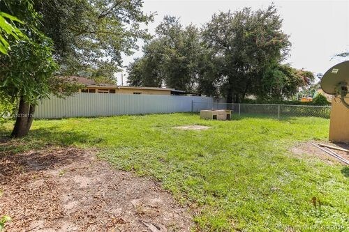 Building Photo - 2170 NW 93rd St