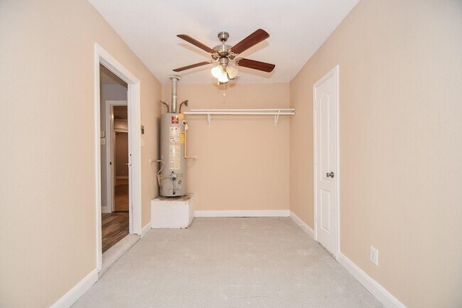 Building Photo - 21031 Stoney Haven Dr