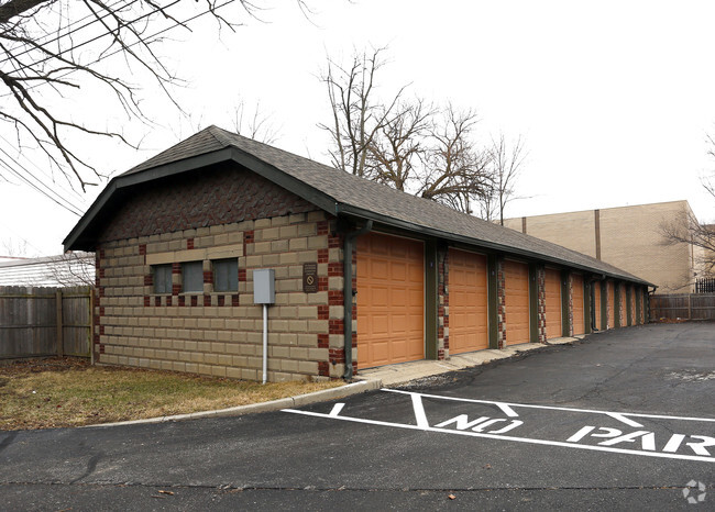 Building Photo - Historic Audubon Court