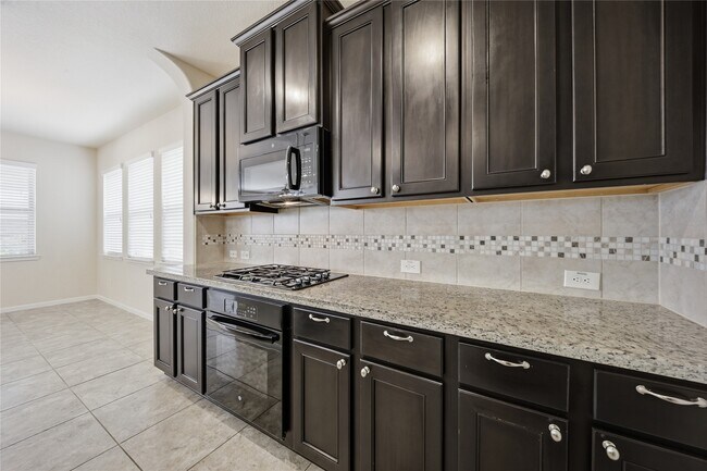 Building Photo - 24014 Via Viale Dr