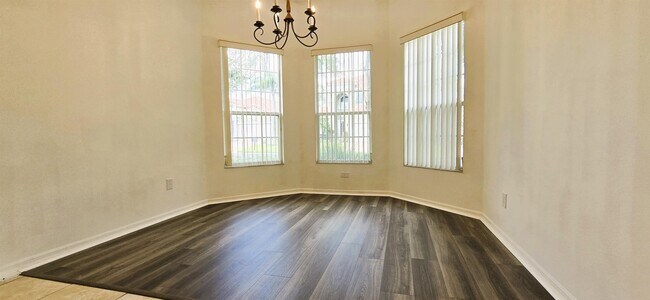 Building Photo - 1058 Tuscan Hills Blvd