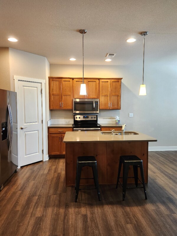 Building Photo - 3335 Apple Blossom Ln