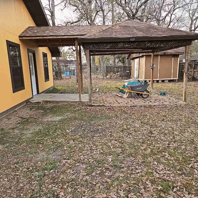 Building Photo - 6730 Westgate Dr