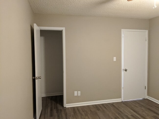 Building Photo - 4007 Fritz Ln