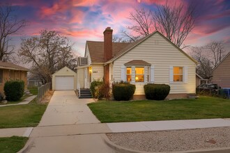 Building Photo - 2927 Brinker Ave