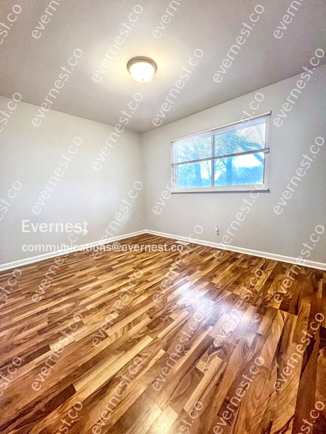 Building Photo - 2931 Oriental Dr