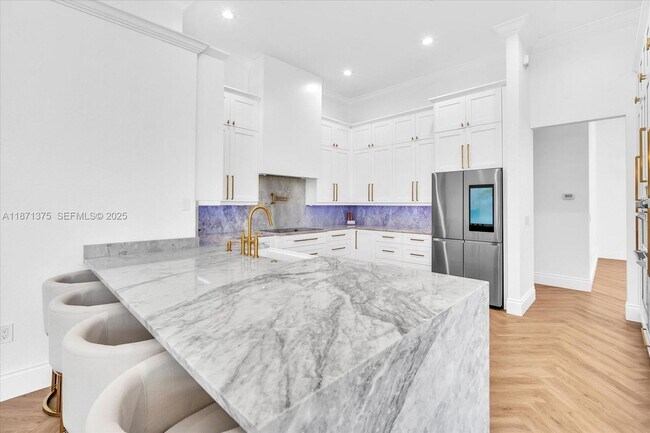 Building Photo - 5478 SW 189th Ave