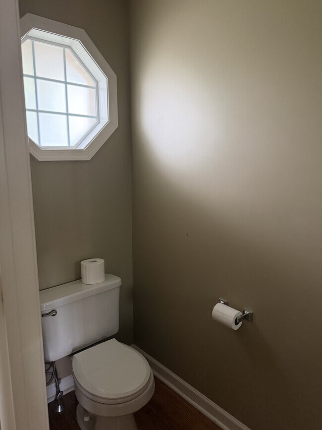 Building Photo - 429 Northstar Dr