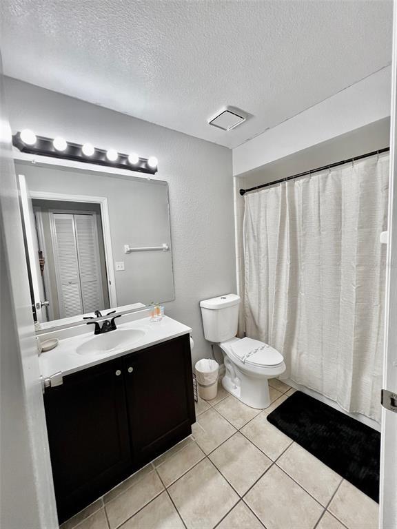 Building Photo - 2962 Viscount Cir