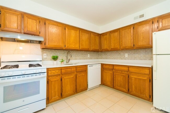 Building Photo - 1701 Muriel Ct