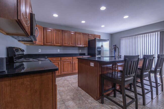 Building Photo - 7700 N Ballew Rd