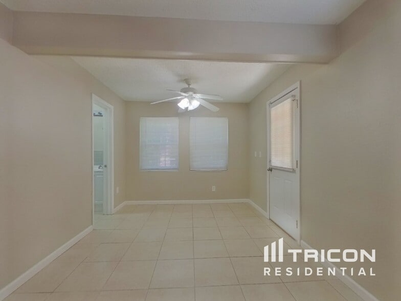 Building Photo - 15375 Hopedale Ln