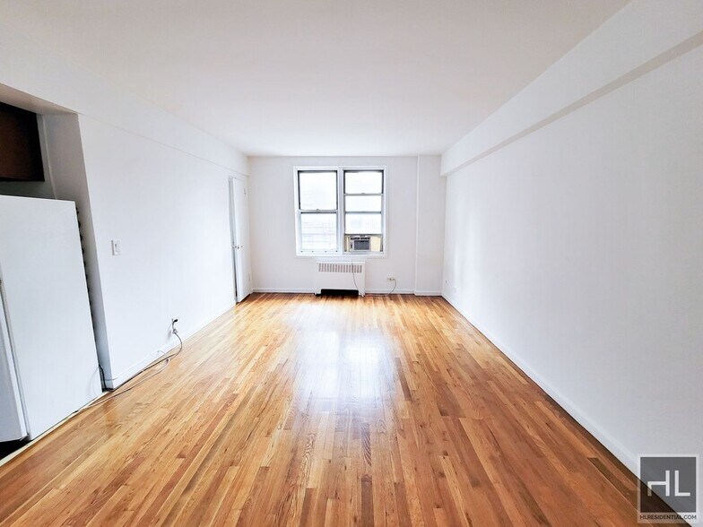 Building Photo - East 58th Street