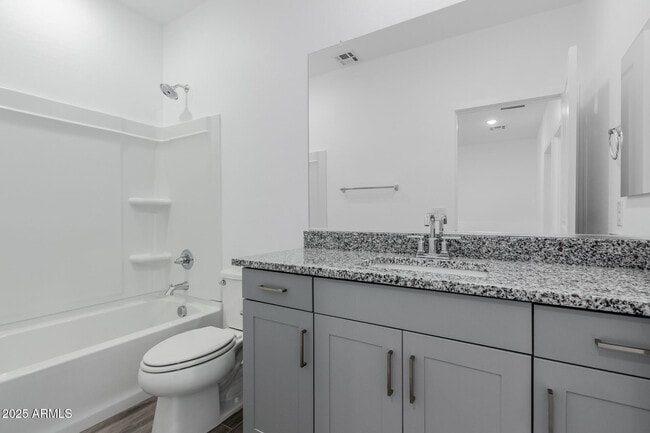 Building Photo - 1318 S 105th Pl