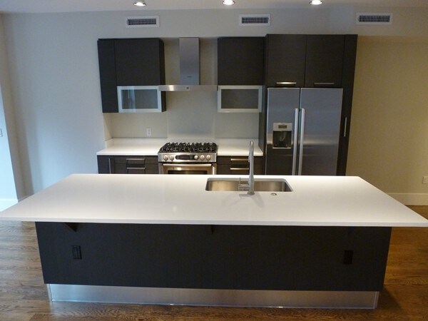 Building Photo - 10 St George St