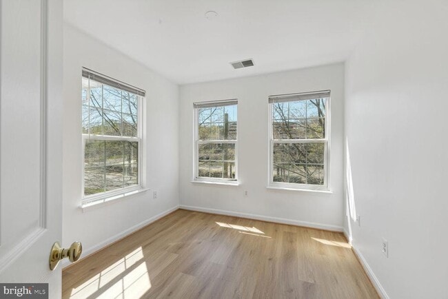Building Photo - 2338 Huntington Station Ct