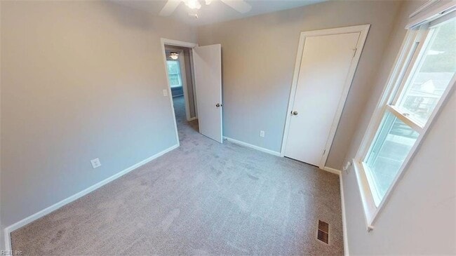 Building Photo - 5524 Annandale Dr