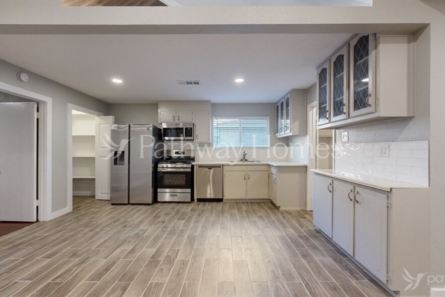 Building Photo - 3914 Winston Dr