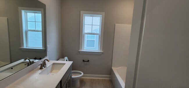 Building Photo - 4339 Laurel Pond Wy