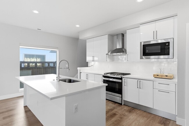 Building Photo - Modern Happy Valley Home with Designer Finishes & Spacious Open Layout