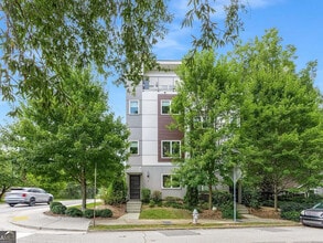 Building Photo - 1672 DeKalb Ave NE