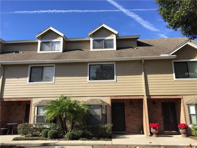 Building Photo - WINTER PARK: Sandlewood Creek Community