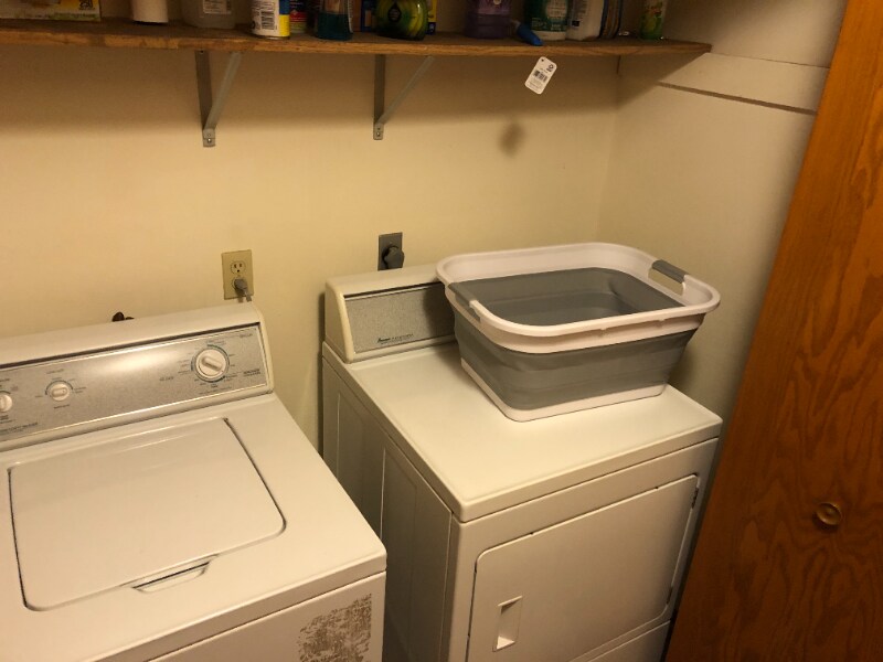 Building Photo - 611 Seminole Way