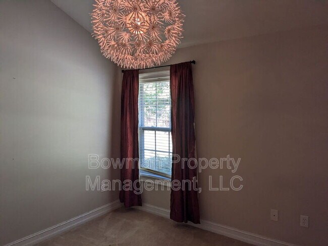 Building Photo - 503 Southern Ct