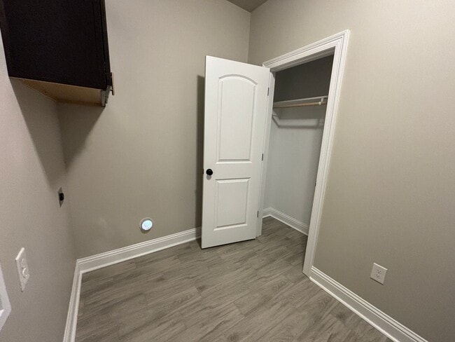 Building Photo - Like NEW, 4 BEDROOM in NORTH BOSSIER...