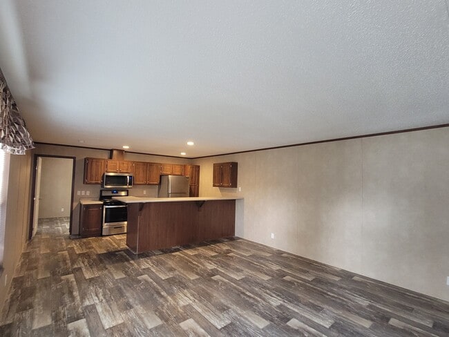 Building Photo - 3660 S Lapeer Rd