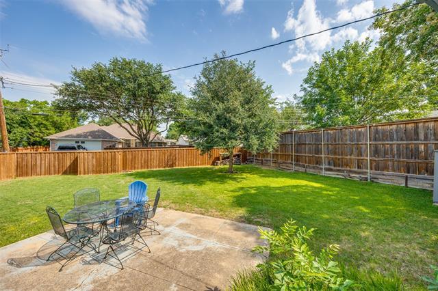 Building Photo - 8935 Clearwater Dr