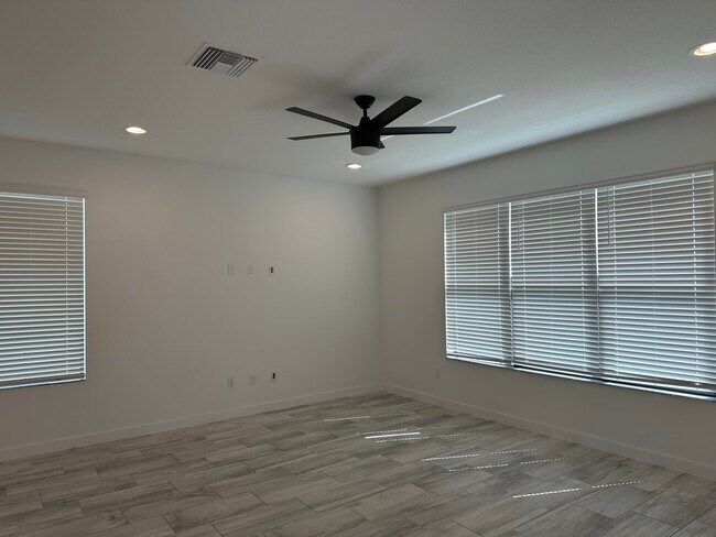 Building Photo - 8792 Antarus Dr